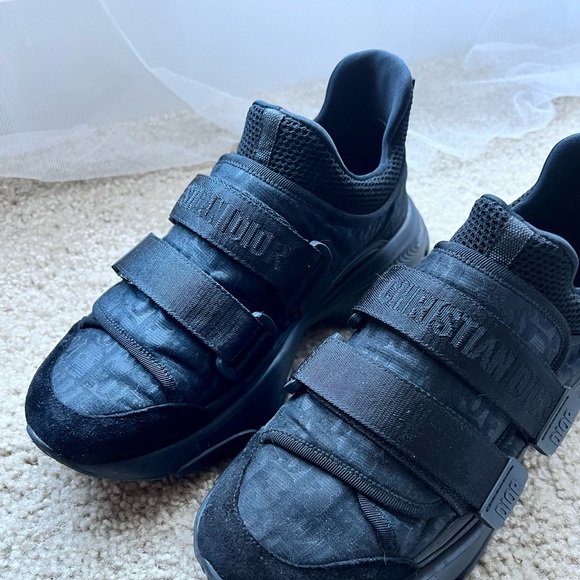 Dior women sneakers - Picture 9 of 14